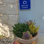 Mezano -heated Pool & E-bikes Βίλα