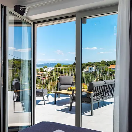 Villa Mezano -heated Pool & E-bikes