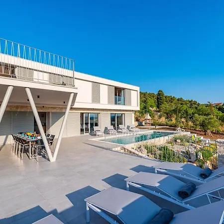 וילה Mezano -heated Pool & E-bikes