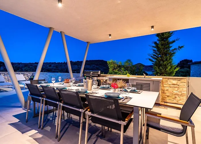 Villa Mezano -heated Pool & E-bikes