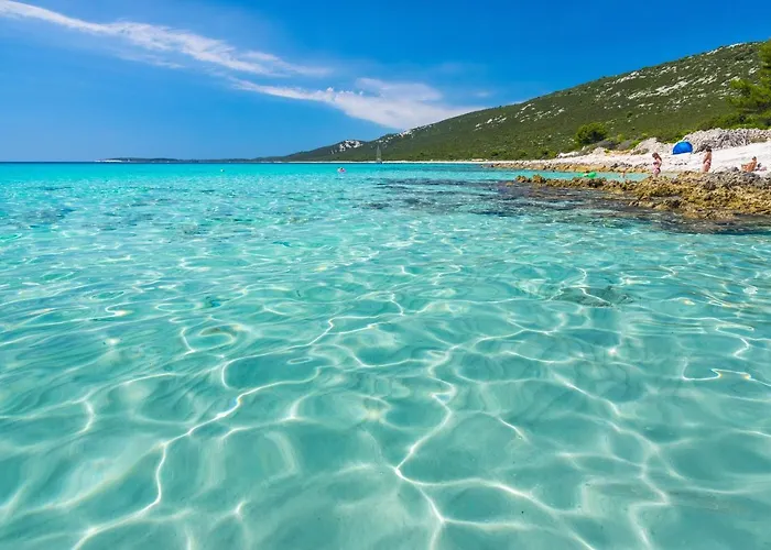 Mezano -heated Pool & E-bikes